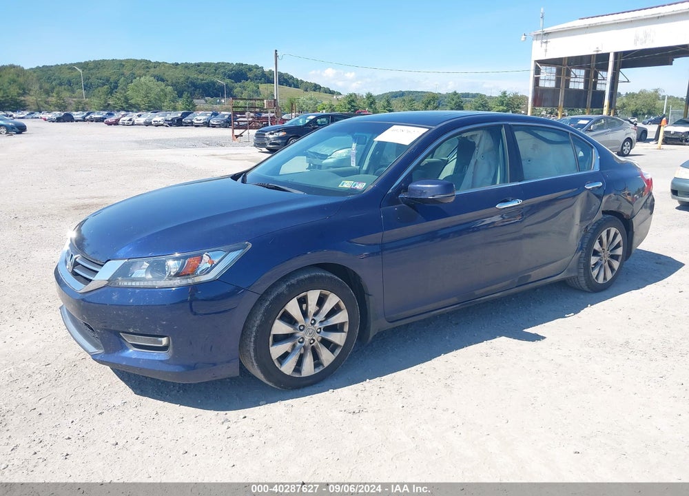 2013 HONDA ACCORD VIN: 1HGCR2F78DA000218