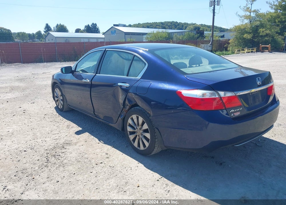 2013 HONDA ACCORD VIN: 1HGCR2F78DA000218