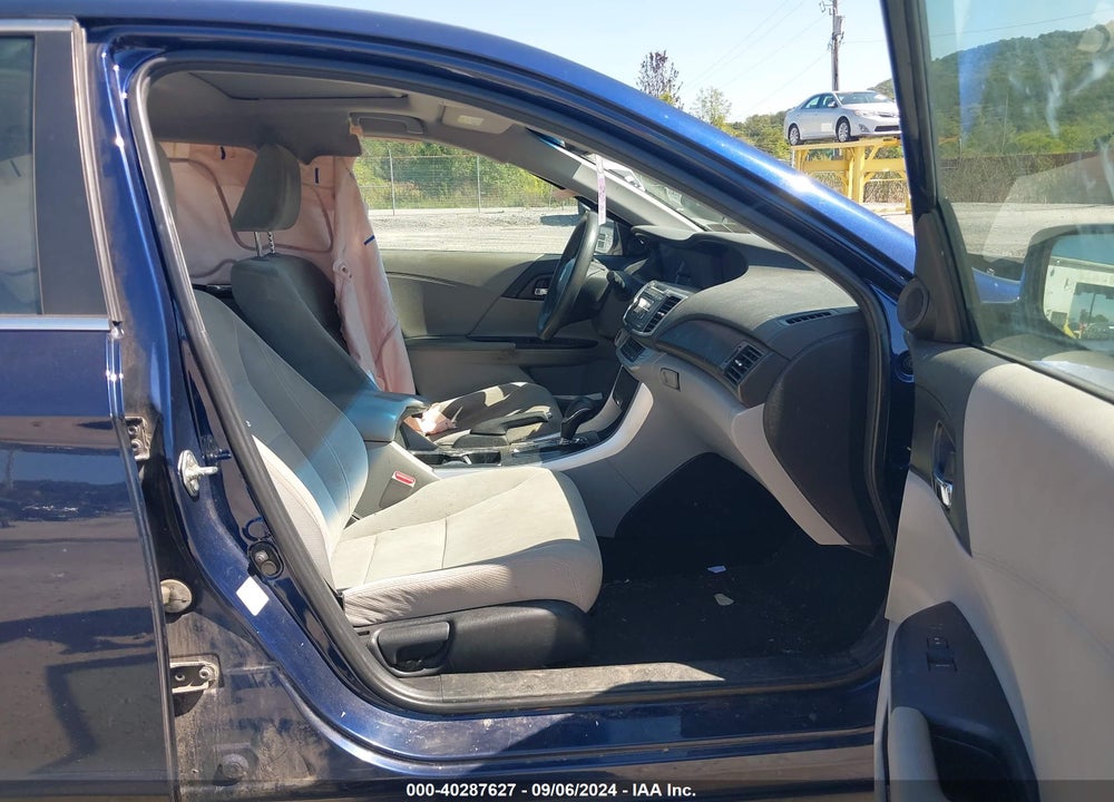 2013 HONDA ACCORD VIN: 1HGCR2F78DA000218
