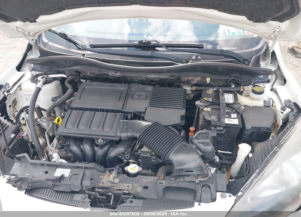 2011 MAZDA 2 SPORT VIN: JM1DE1HZ5B0130323