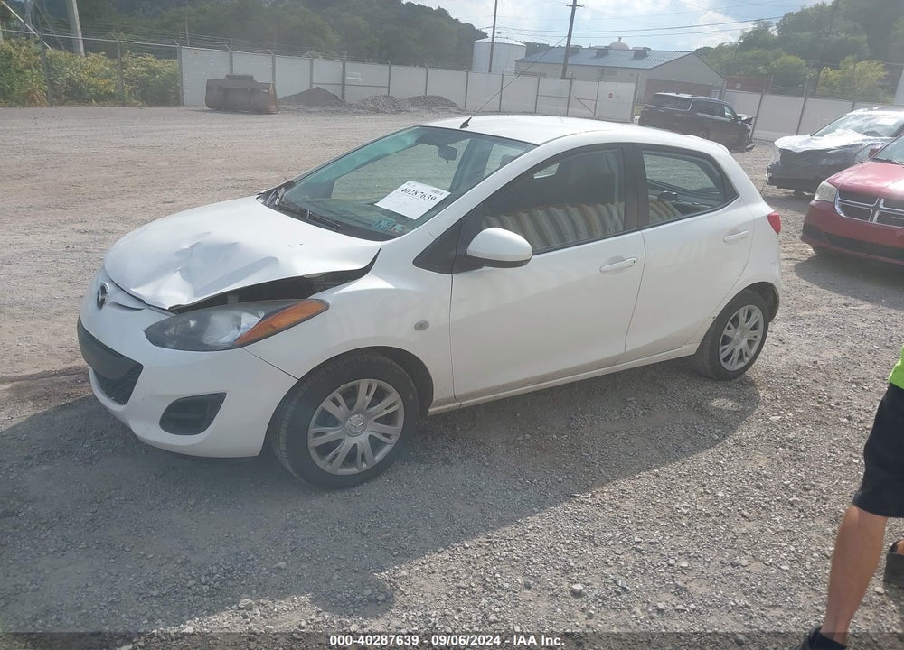 2011 MAZDA 2 SPORT VIN: JM1DE1HZ5B0130323