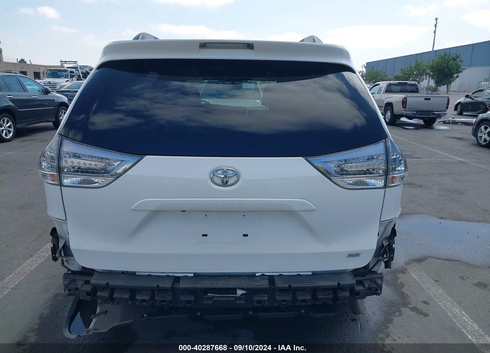 2015 TOYOTA SIENNA SE 8 PASSENGER VIN: 5TDXK3DC0FS597588