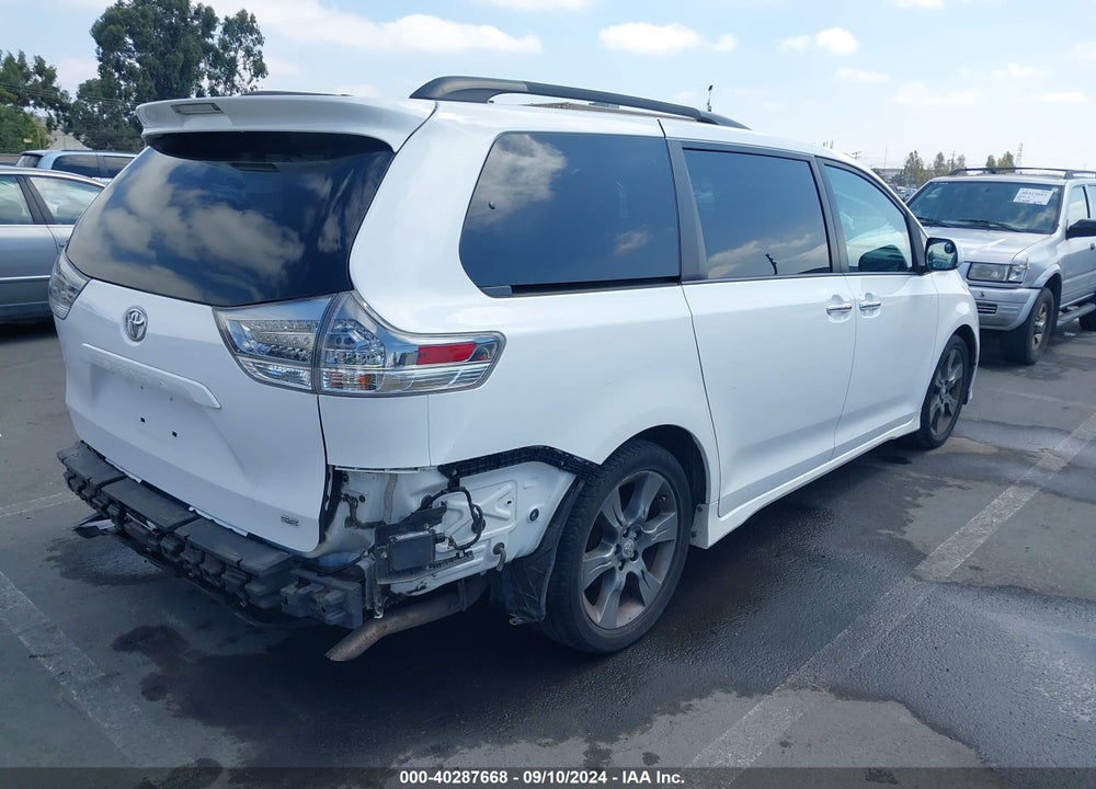 2015 TOYOTA SIENNA SE 8 PASSENGER VIN: 5TDXK3DC0FS597588