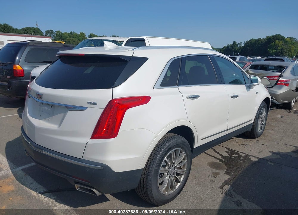 2018 CADILLAC XT5 LUXURY VIN: 1GYKNCRS8JZ120927