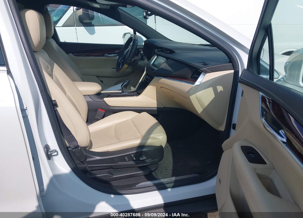 2018 CADILLAC XT5 LUXURY VIN: 1GYKNCRS8JZ120927