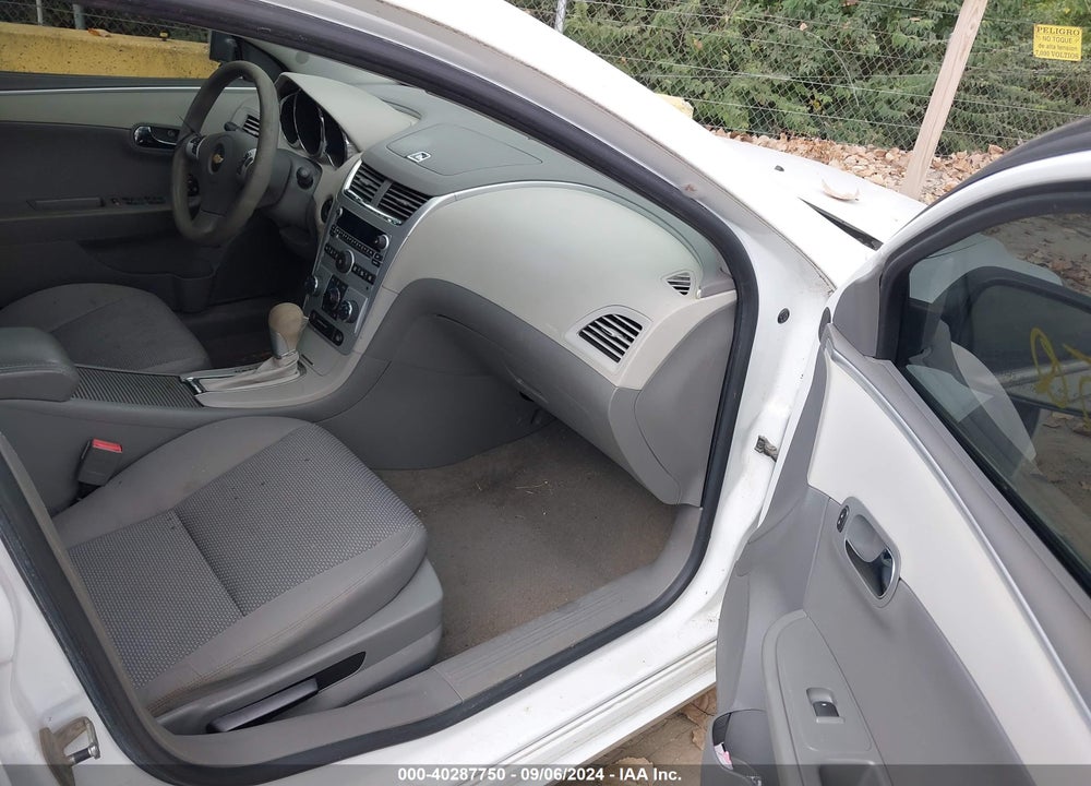 2011 CHEVROLET MALIBU LS VIN: 1G1ZB5E17BF168758