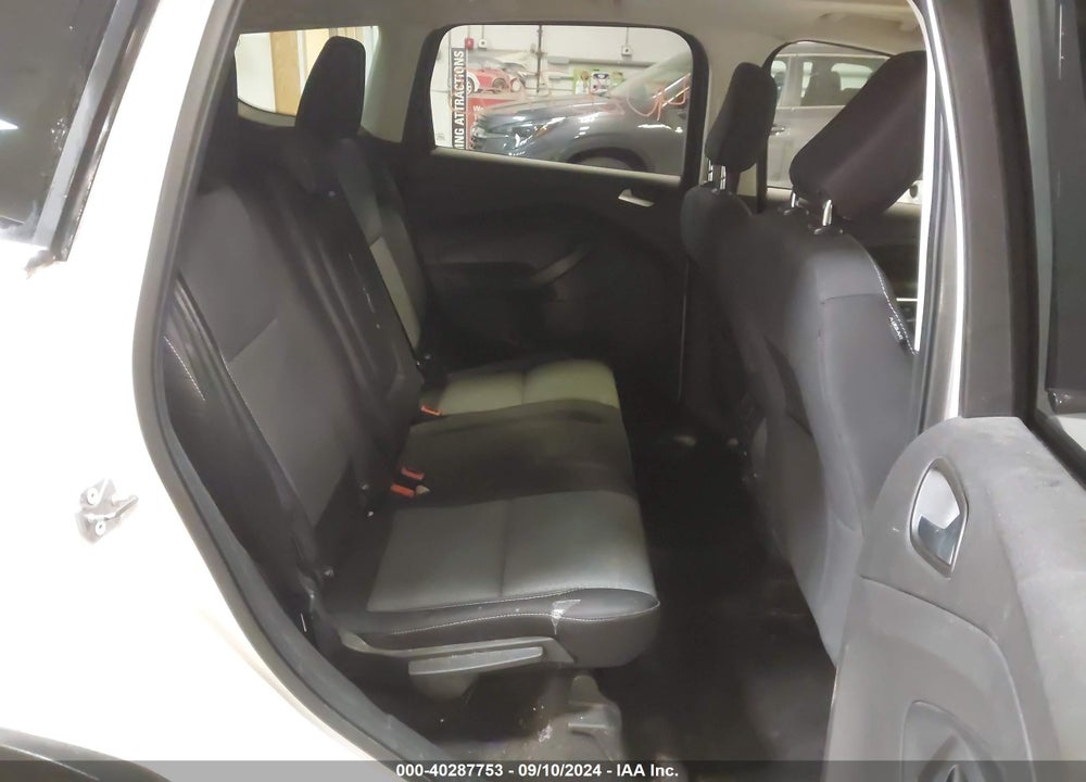 2018 FORD ESCAPE SE VIN: 1FMCU9GD6JUD32951