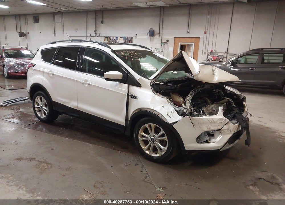 2018 FORD ESCAPE SE VIN: 1FMCU9GD6JUD32951