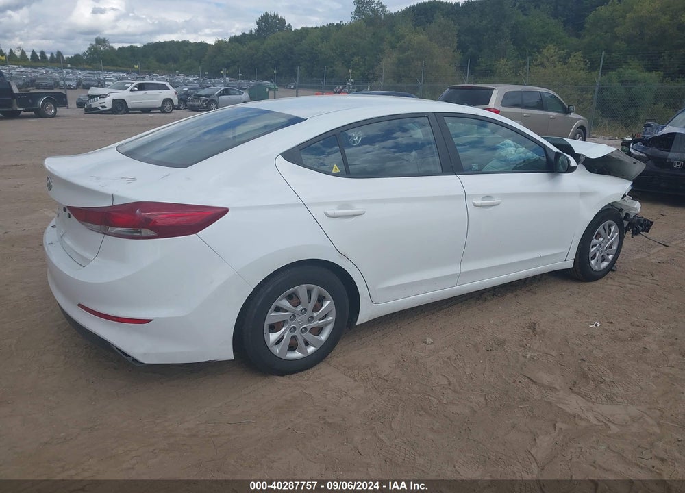 2018 HYUNDAI ELANTRA VIN: 5NPD74LF2JH336192