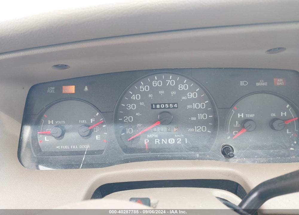 2004 MERCURY GRAND MARQUIS GS VIN: 2MEFM74W94X670271