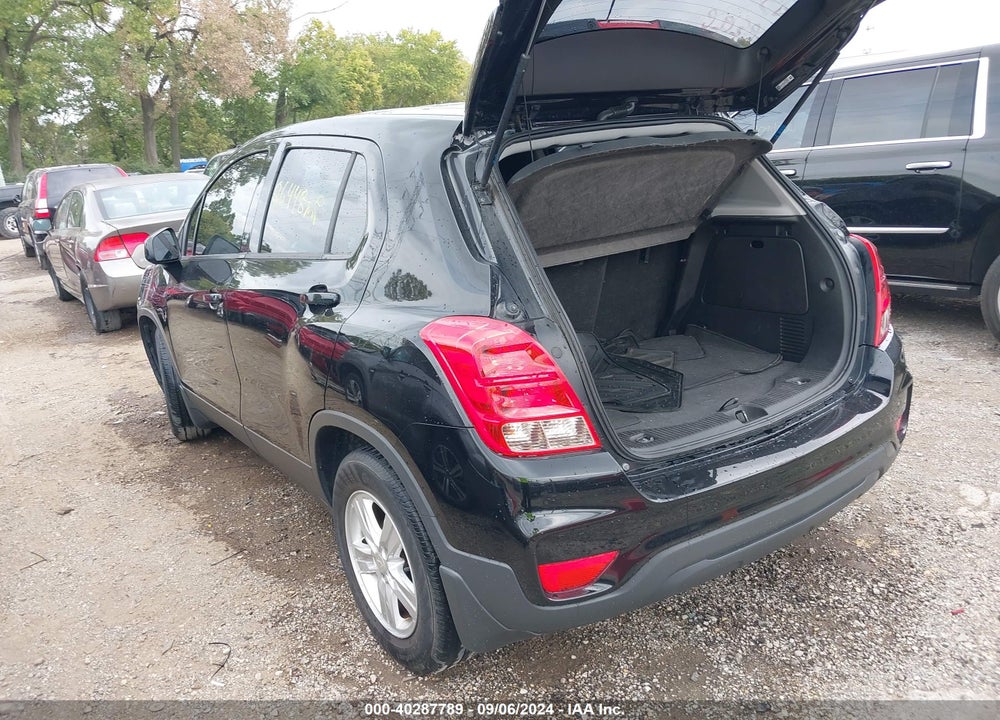 2019 CHEVROLET TRAX LS VIN: 3GNCJKSB5KL375156