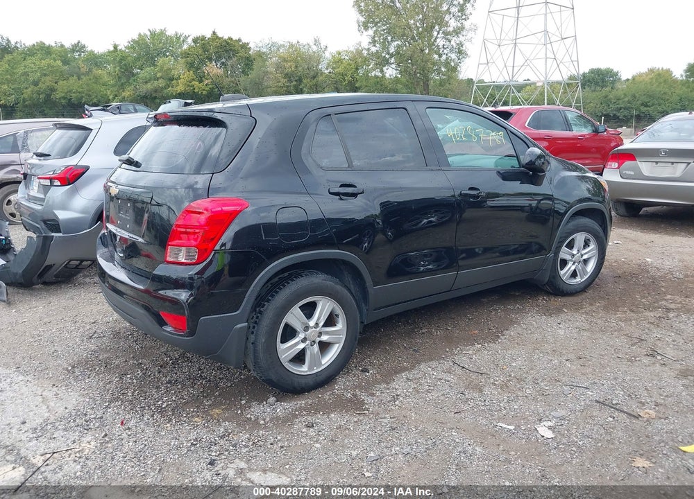2019 CHEVROLET TRAX LS VIN: 3GNCJKSB5KL375156