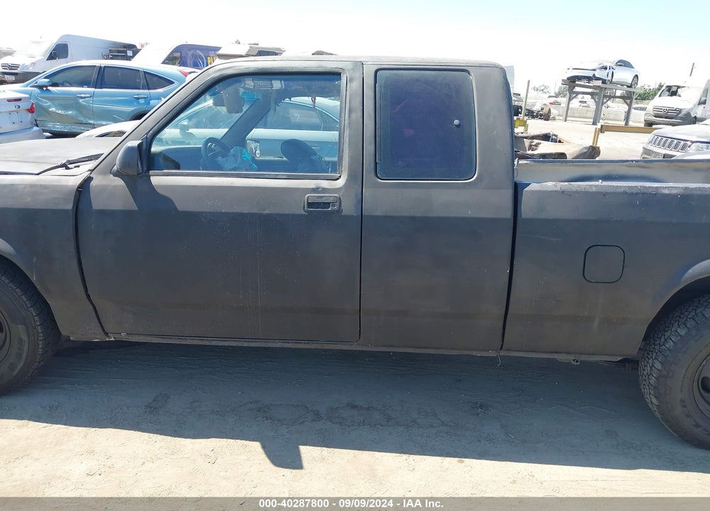 1995 DODGE DAKOTA VIN: 1B7GL23XXSS305832