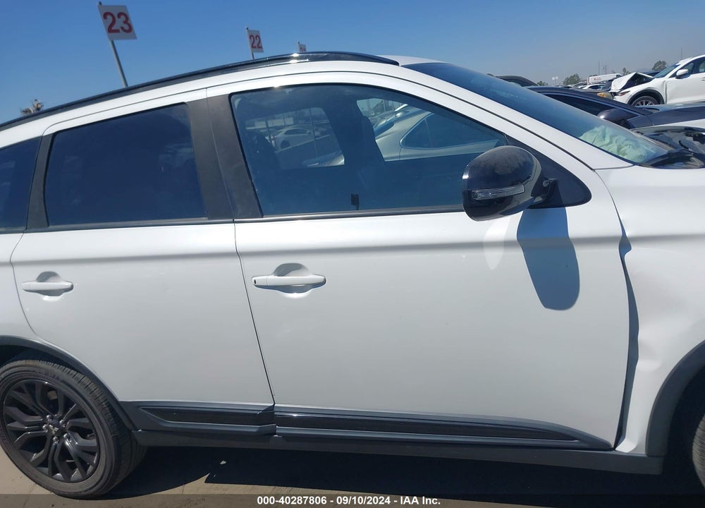 2019 MITSUBISHI OUTLANDER LE VIN: JA4AD3A36KZ055242