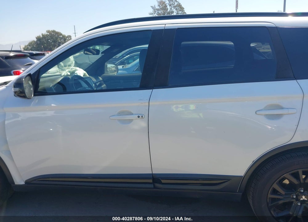 2019 MITSUBISHI OUTLANDER LE VIN: JA4AD3A36KZ055242