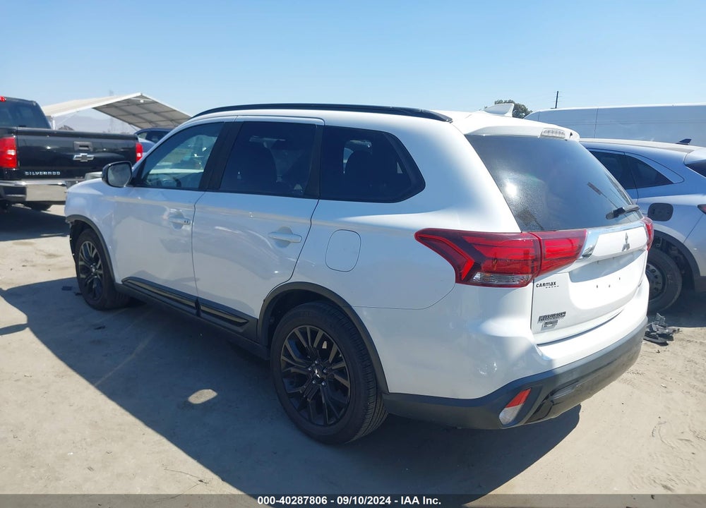2019 MITSUBISHI OUTLANDER LE VIN: JA4AD3A36KZ055242