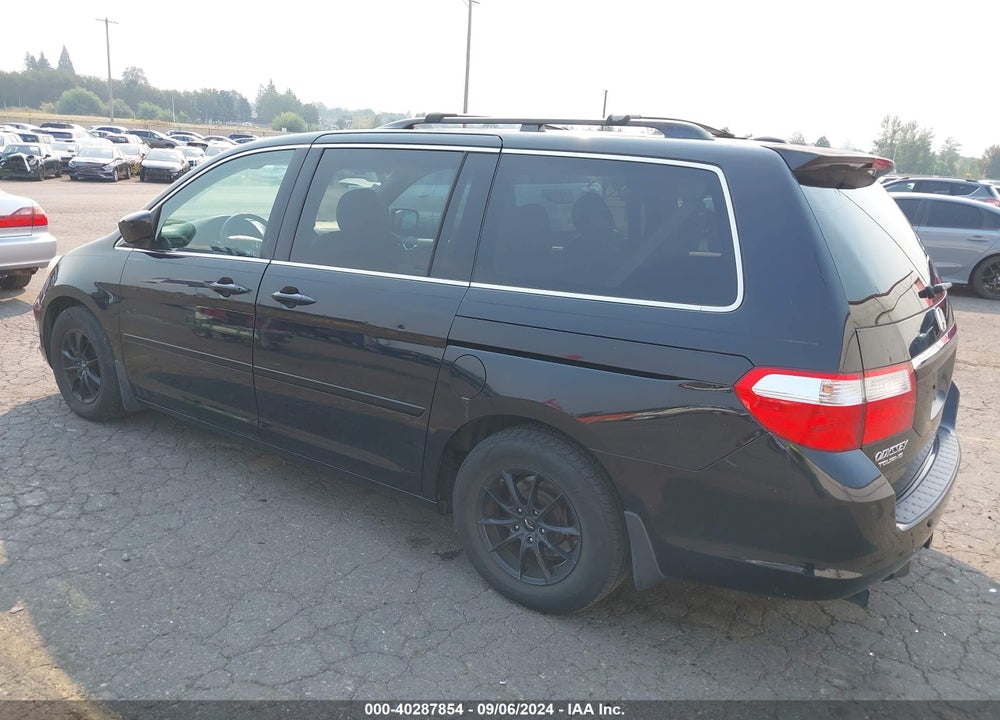 2007 HONDA ODYSSEY TOURING VIN: 5FNRL38857B110015