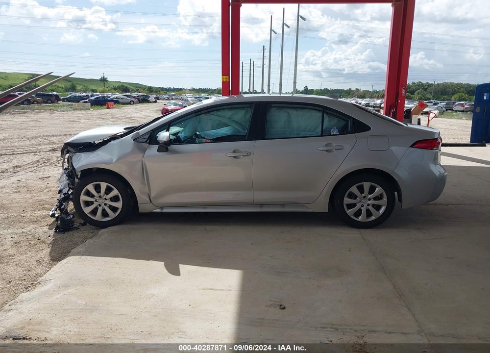 2024 TOYOTA COROLLA LE VIN: 5YFB4MDE9RP120053