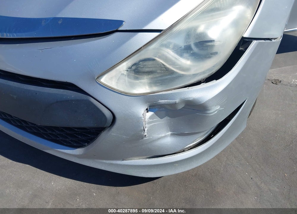 2013 HYUNDAI SONATA HYBRID VIN: KMHEC4A45DA075777