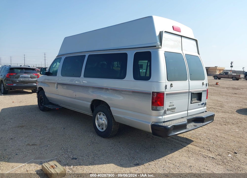 2013 FORD E-350 SUPER DUTY XL VIN: 1FBSS3BL3DDA17454