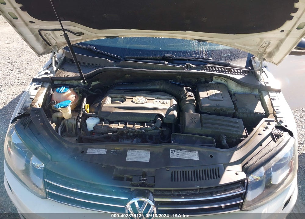 2014 VOLKSWAGEN EOS SPORT VIN: WVWBW8AH9EV002236