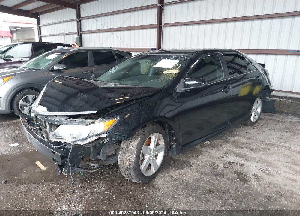2014 TOYOTA CAMRY SE VIN: 4T1BF1FK2EU747813