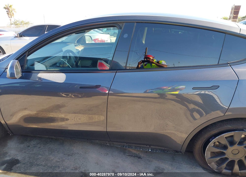 2023 TESLA MODEL Y AWD/LONG RANGE DUAL MOTOR ALL-WHEEL DRIVE VIN: 7SAYGDEE8PF904509