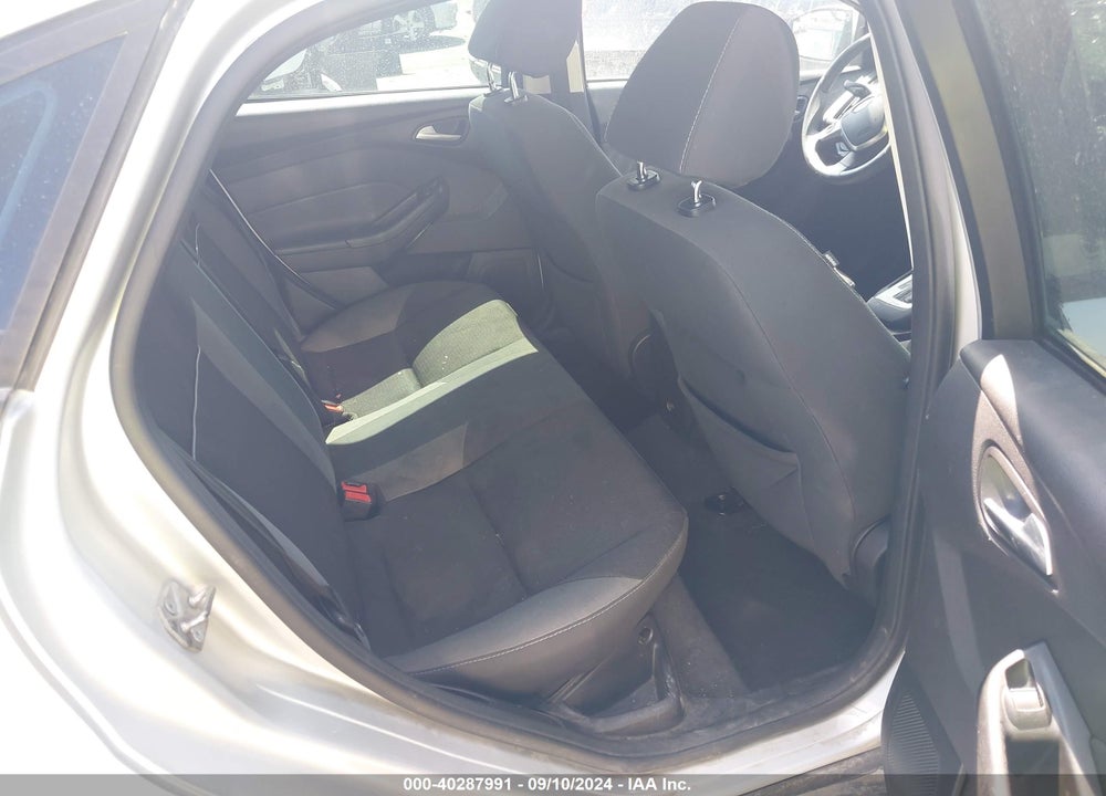 2014 FORD FOCUS SE VIN: 1FADP3F20EL288055