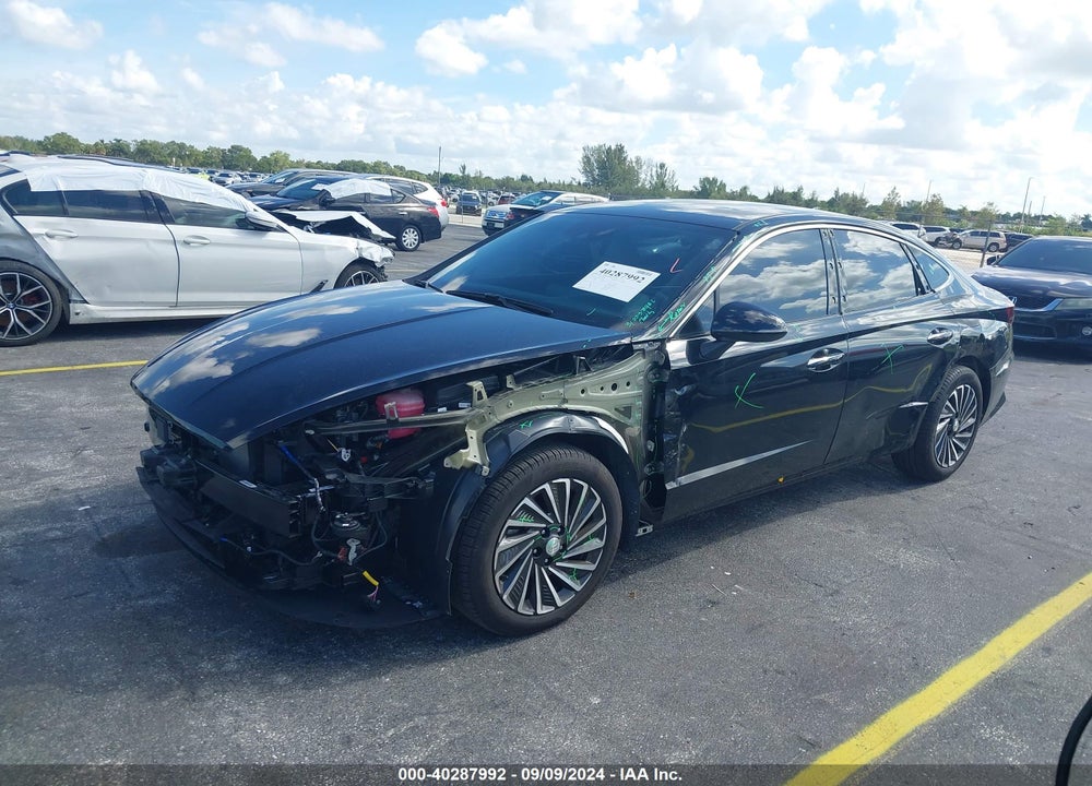 2023 HYUNDAI SONATA HYBRID SEL VIN: KMHL34JJXPA070902