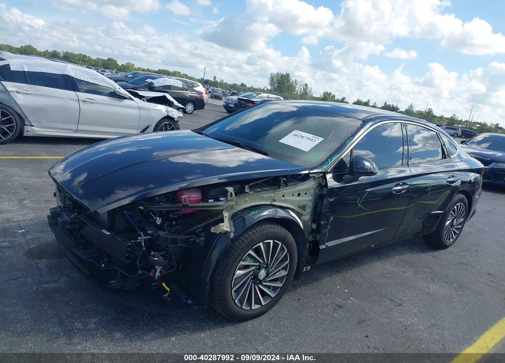 2023 HYUNDAI SONATA HYBRID SEL VIN: KMHL34JJXPA070902
