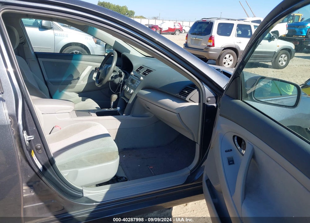 2011 TOYOTA CAMRY VIN: 4T1BF3EK1BU718716
