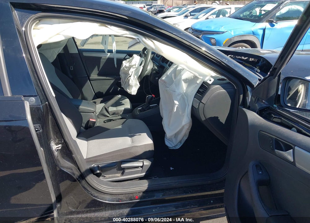 2017 VOLKSWAGEN JETTA 1.4T S VIN: 3VW2B7AJ7HM371164