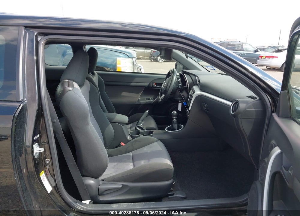 2014 SCION TC VIN: JTKJF5C78E3082289