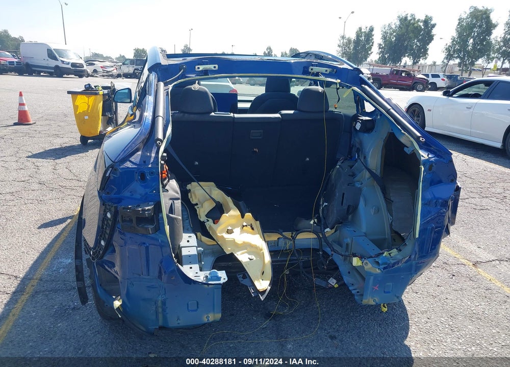2021 TESLA MODEL Y STANDARD RANGE REAR-WHEEL DRIVE VIN: 5YJYGDED7MF112903