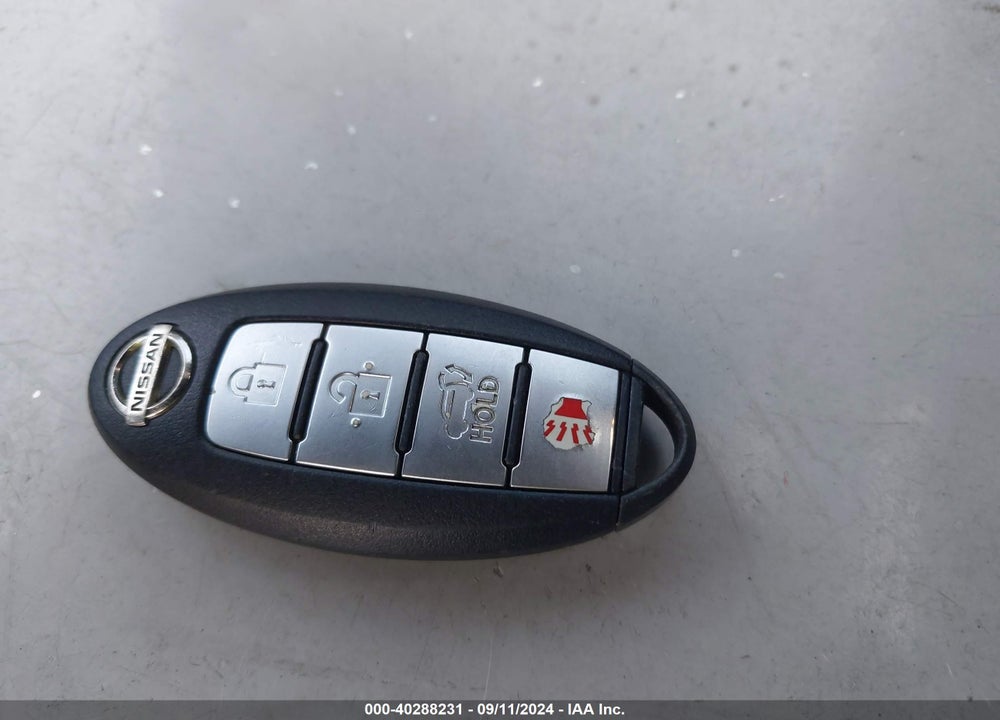 2015 NISSAN ROGUE SL VIN: 5N1AT2MV3FC821402