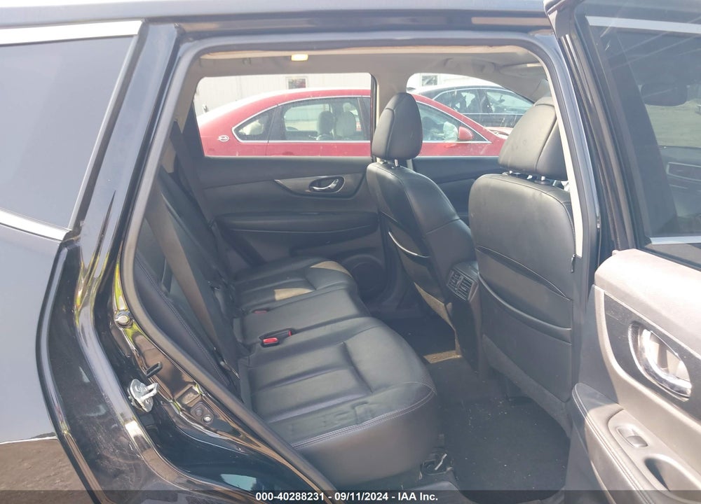 2015 NISSAN ROGUE SL VIN: 5N1AT2MV3FC821402