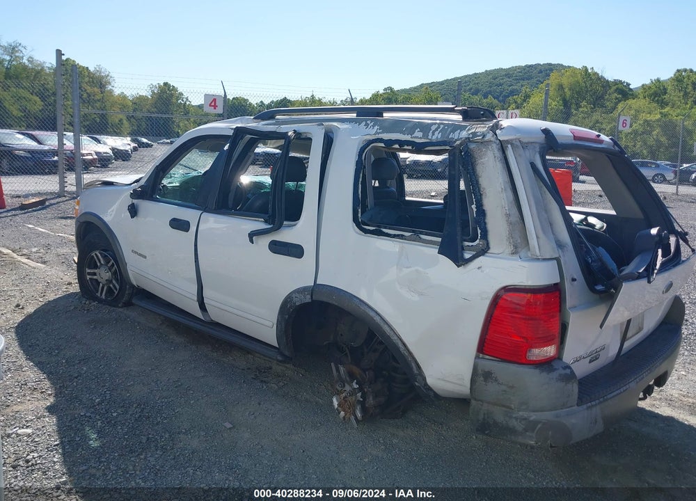2002 FORD EXPLORER XLS VIN: 1FMZU72K52UD35541