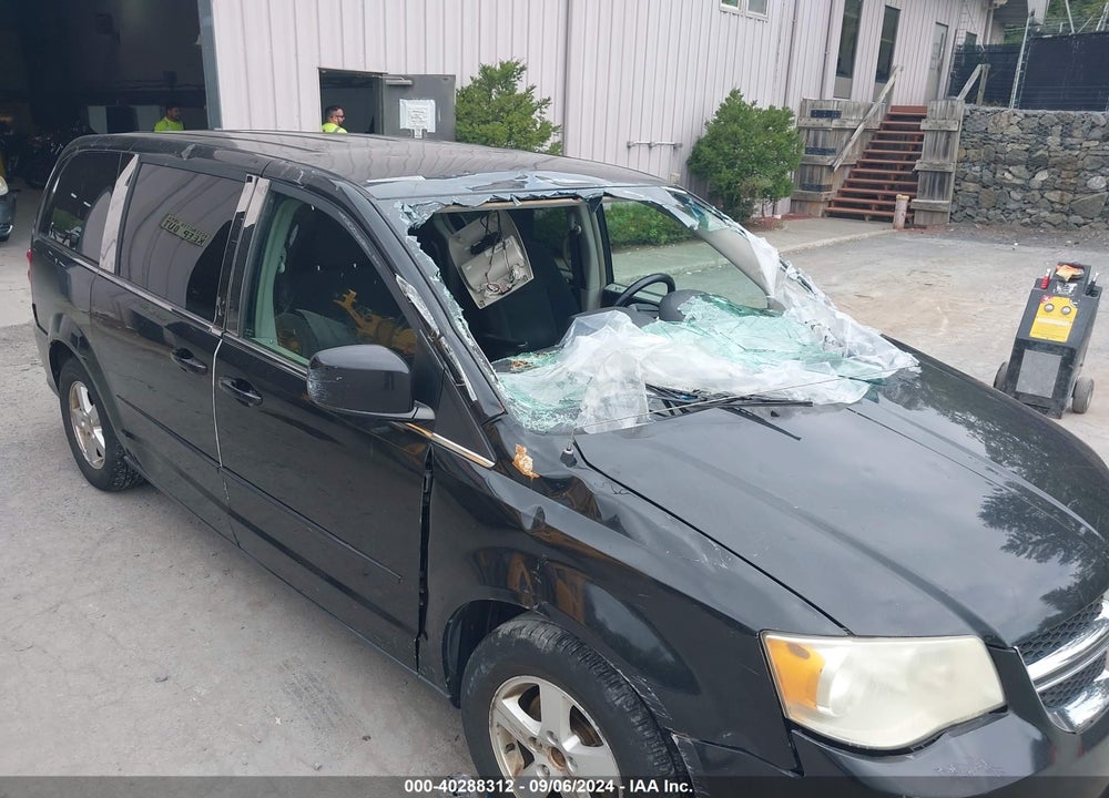 2012 DODGE GRAND CARAVAN VIN: 2C4RDGDG3CR110997