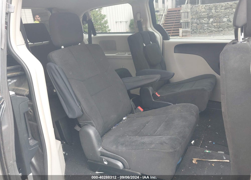 2012 DODGE GRAND CARAVAN VIN: 2C4RDGDG3CR110997