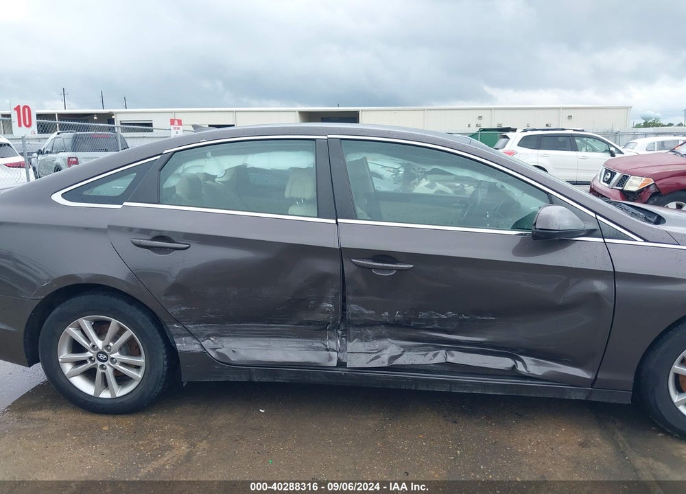 2017 HYUNDAI SONATA VIN: 5NPE24AF1HH563566
