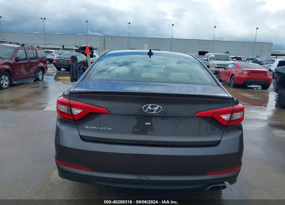 2017 HYUNDAI SONATA VIN: 5NPE24AF1HH563566