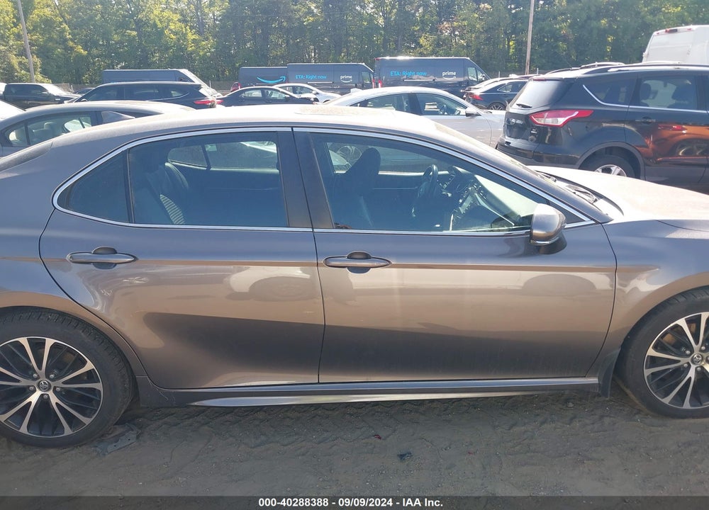 2019 TOYOTA CAMRY SE VIN: 4T1B11HK2KU792709