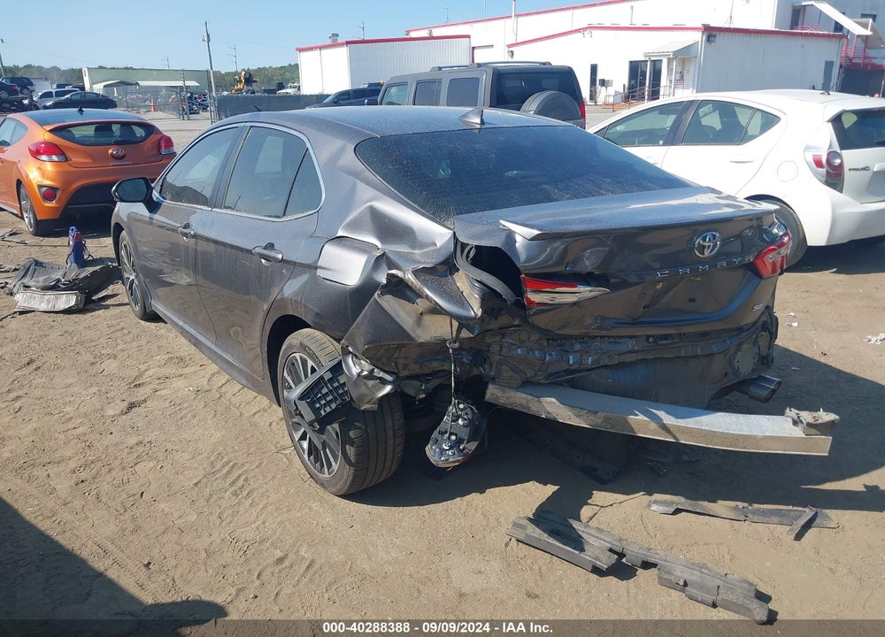 2019 TOYOTA CAMRY SE VIN: 4T1B11HK2KU792709