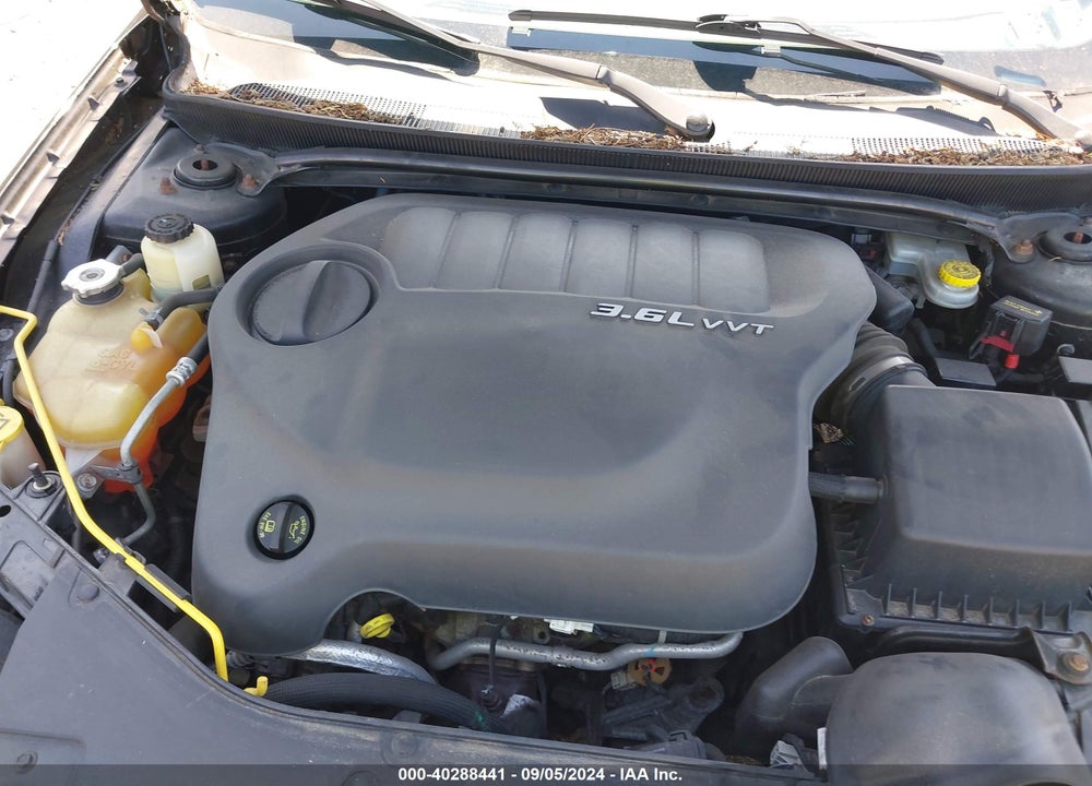 2012 CHRYSLER 200 VIN: 1C3CCBHGXCN305938