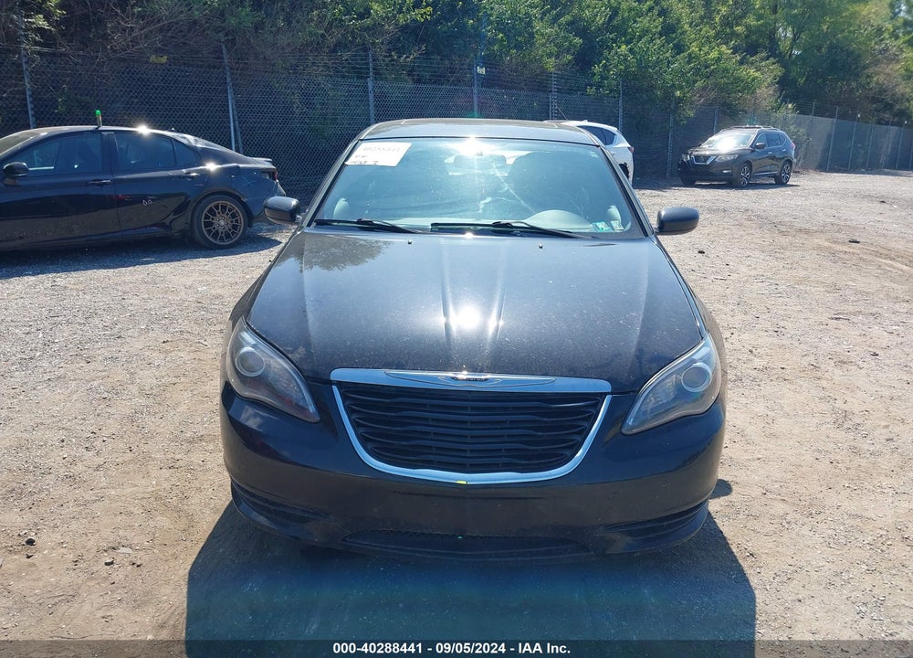 2012 CHRYSLER 200 VIN: 1C3CCBHGXCN305938