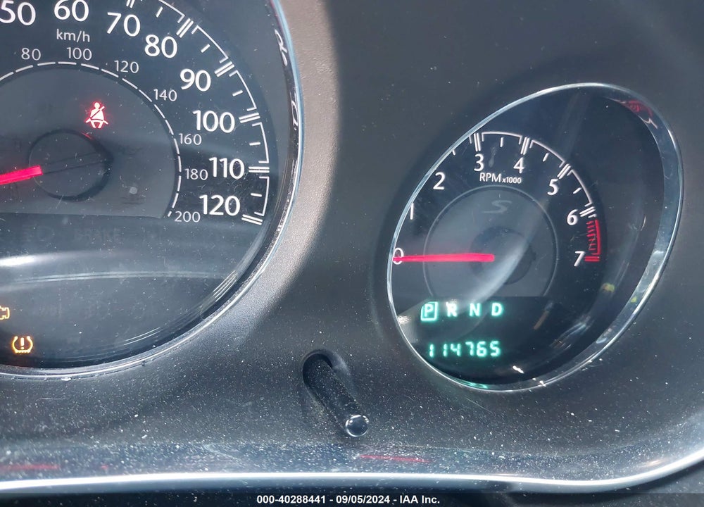 2012 CHRYSLER 200 VIN: 1C3CCBHGXCN305938