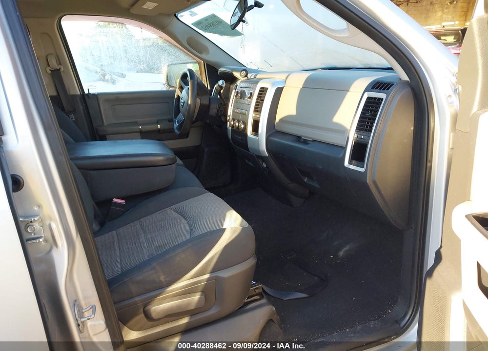 2010 DODGE RAM 1500 SLT/SPORT/TRX VIN: 1D7RV1GT6AS240373