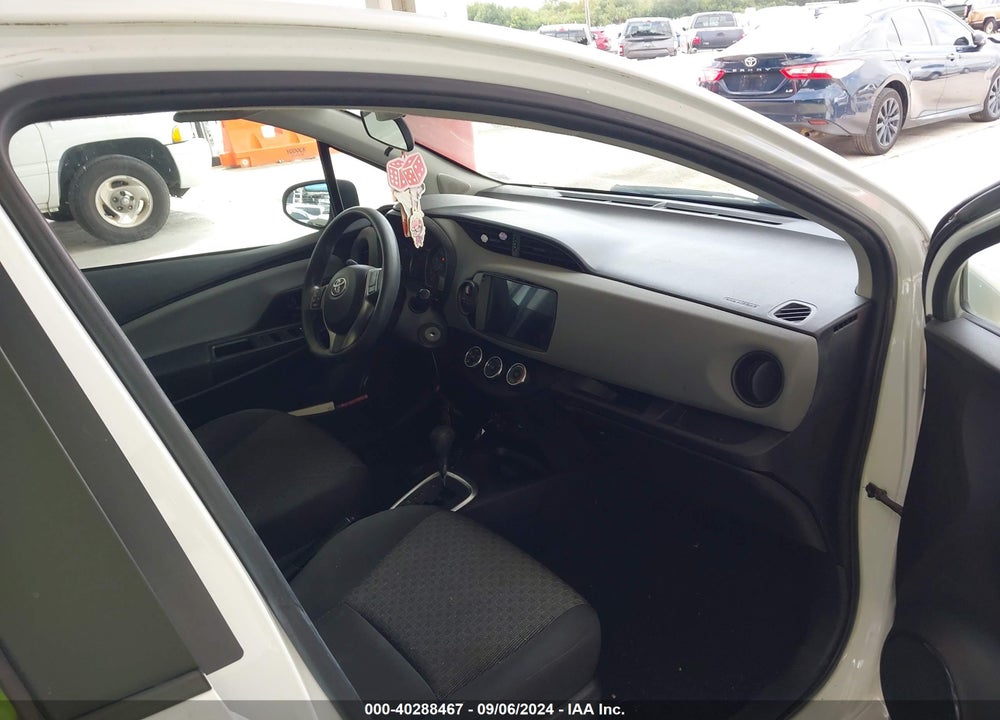 2017 TOYOTA YARIS L VIN: VNKKTUD34HA085014