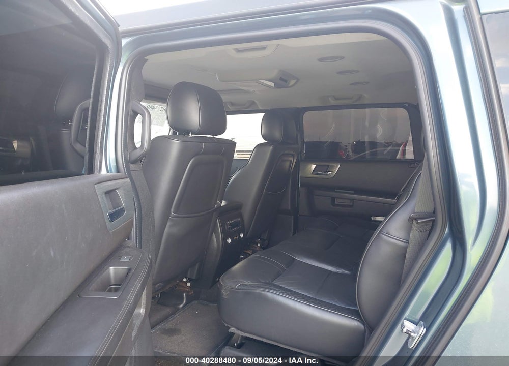 2008 HUMMER H2 SUV VIN: 5GRGN238X8H102057