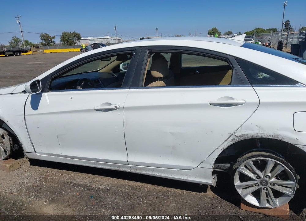 2011 HYUNDAI SONATA GLS VIN: 5NPEB4AC3BH165630